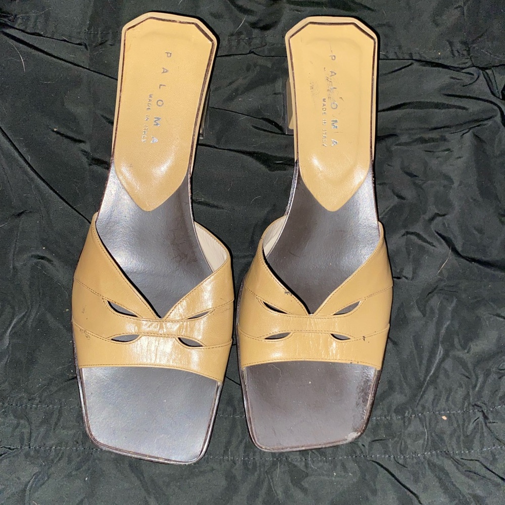Paloma heels Women's Tan size 7.5